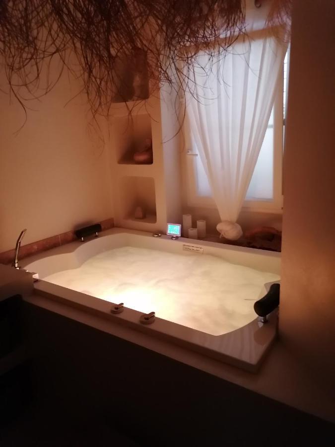 L'Autre Perle, Balneo En Supplement, Le Clos Des Perles Tourtour Luaran gambar